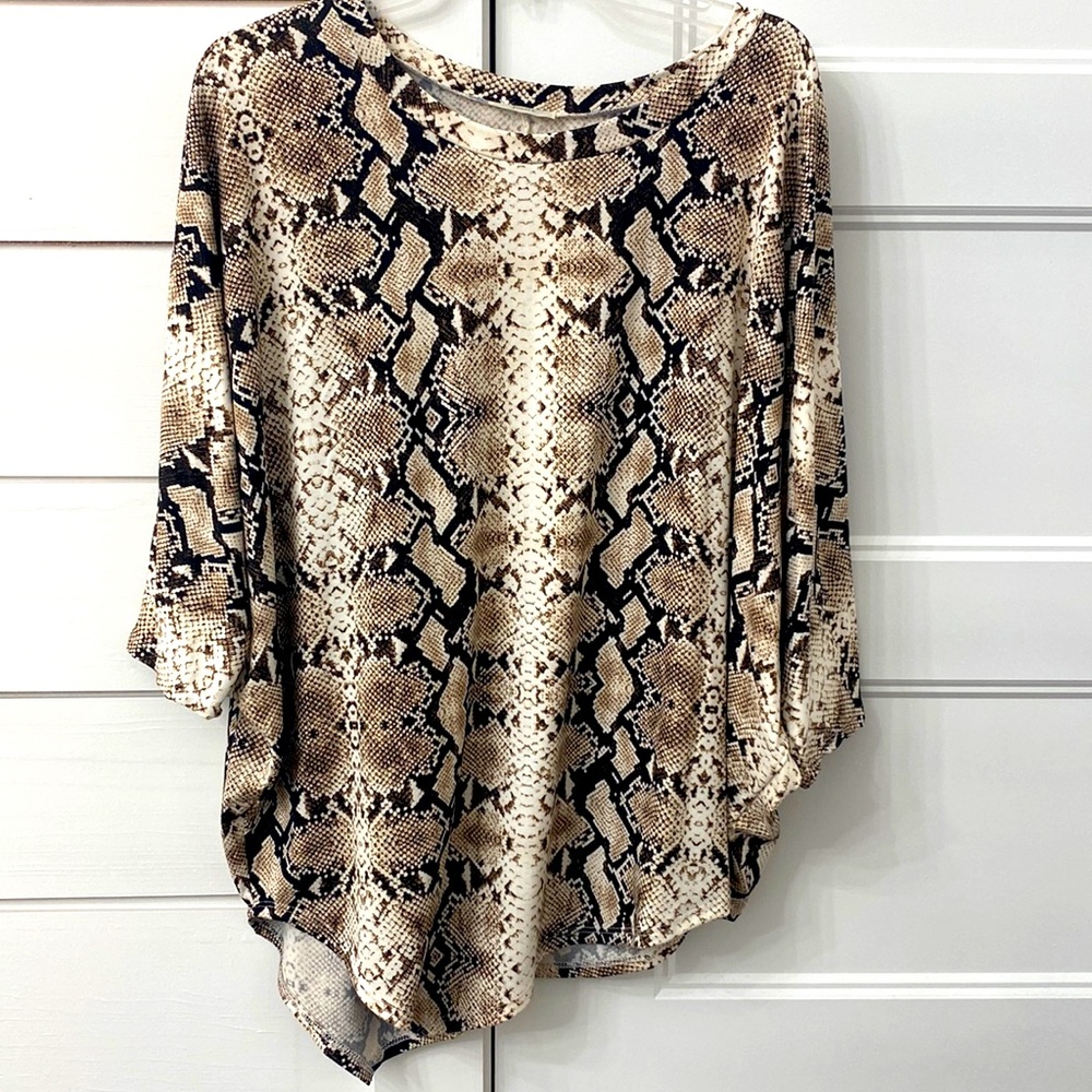 JODIFL Snake Print Three Quarter Sleeve Top Size Small